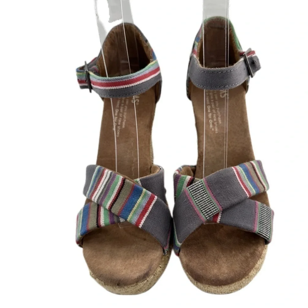 Toms womens size 5 platform wedges multicolored stripe canvas